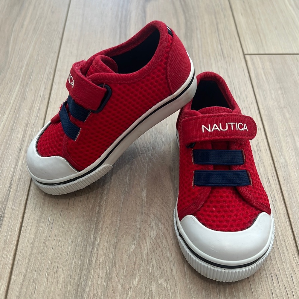 Nautica Unisex Ref and White Shoes